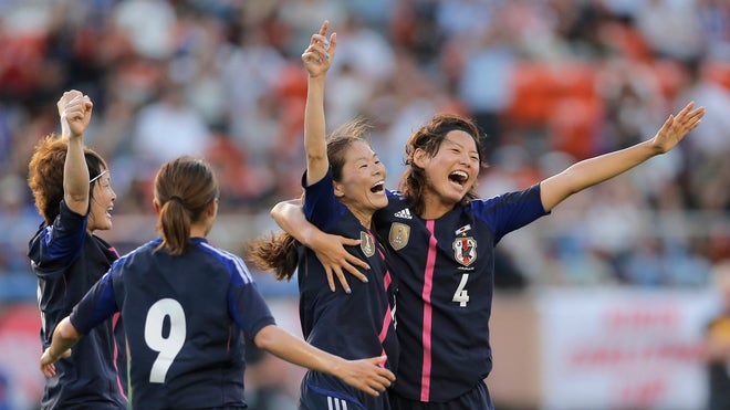 Japan Soccer Flight F_Pata.jpg